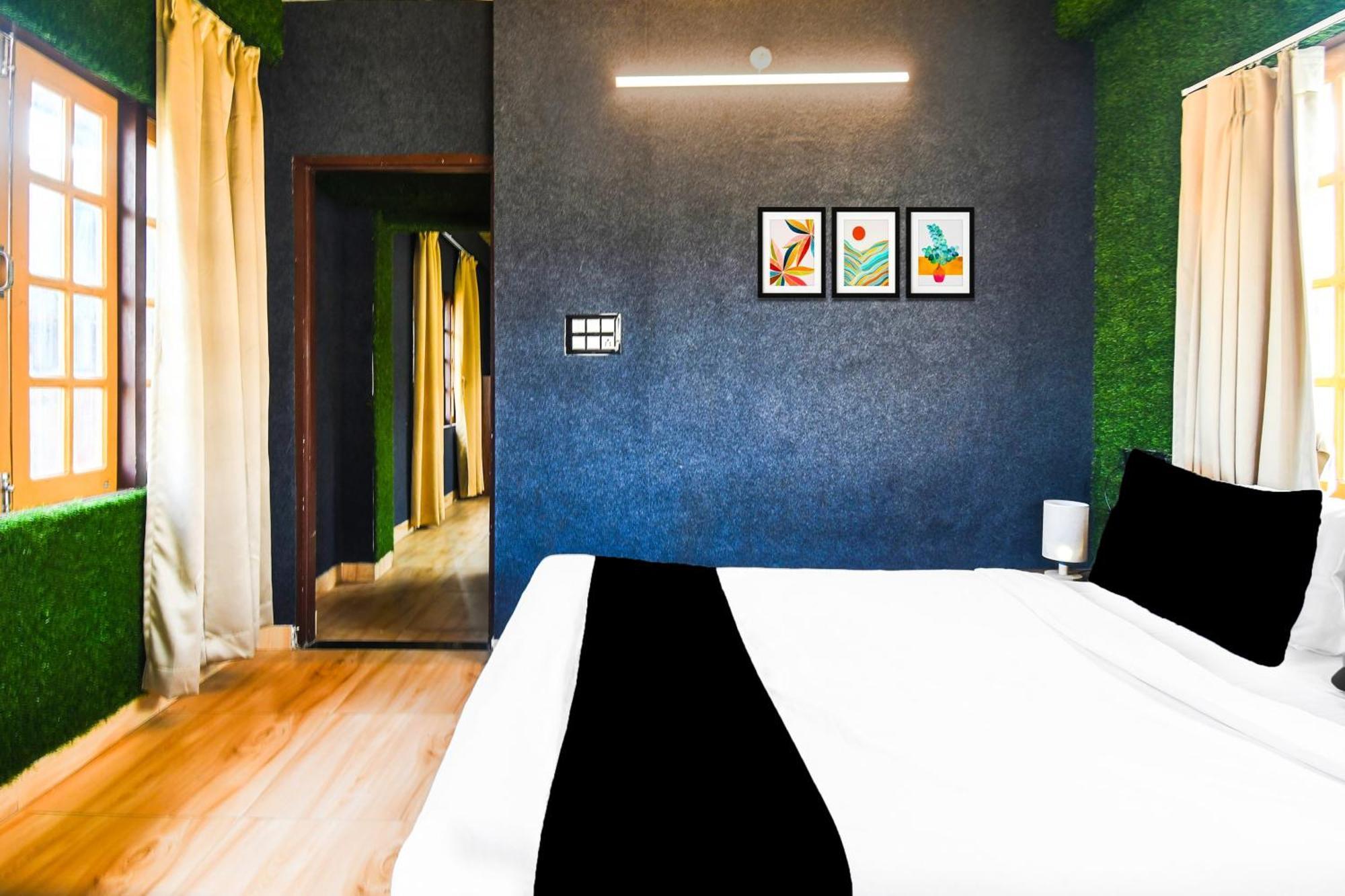 Super Hotel O Champasari Siliguri Formerly Four Fox Suits Panchanai Exterior photo