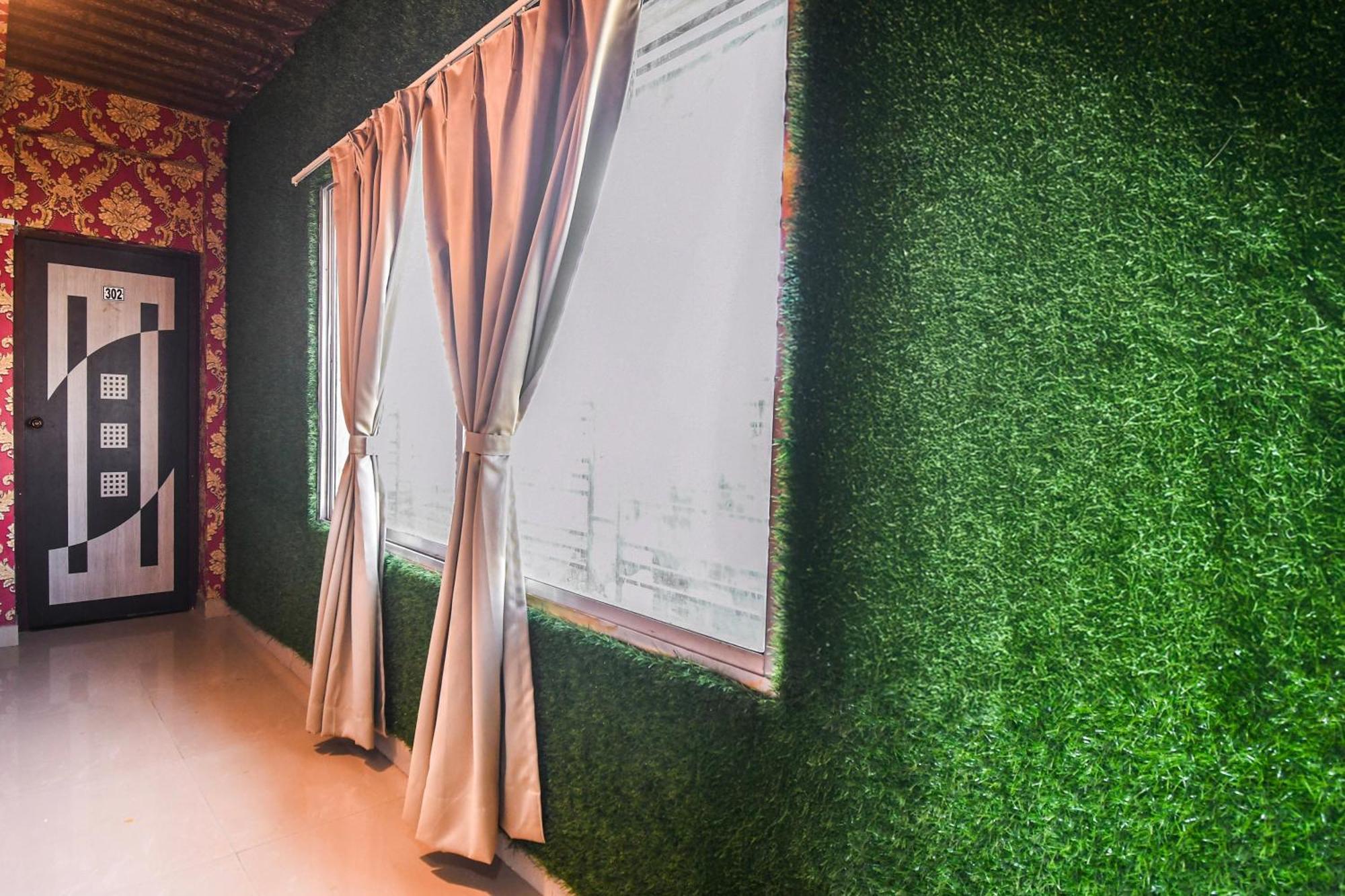 Super Hotel O Champasari Siliguri Formerly Four Fox Suits Panchanai Exterior photo