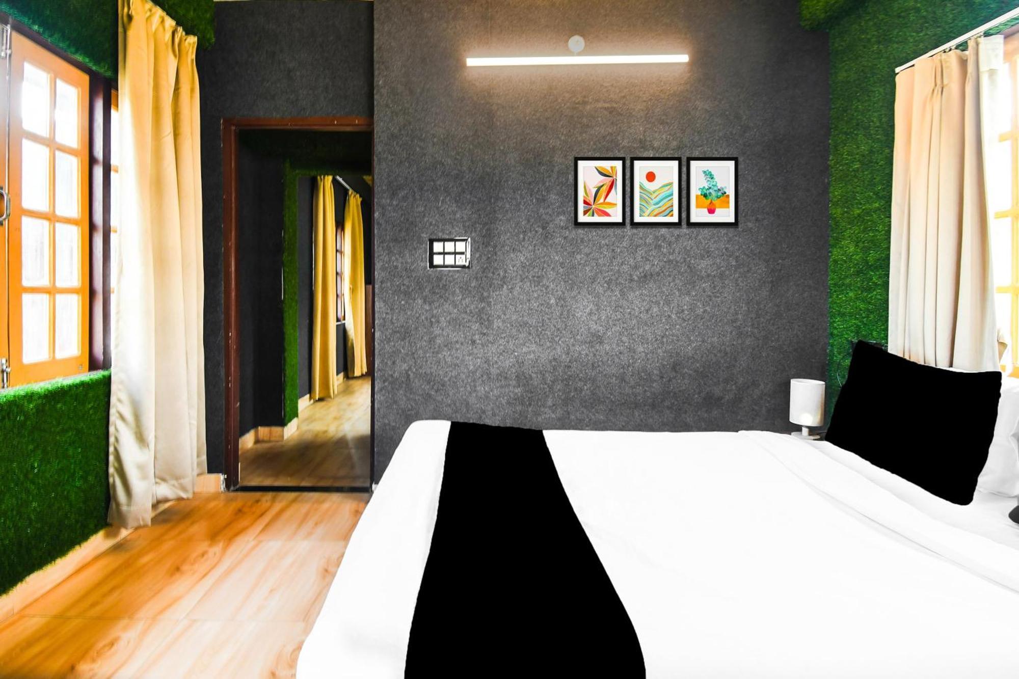 Super Hotel O Champasari Siliguri Formerly Four Fox Suits Panchanai Exterior photo